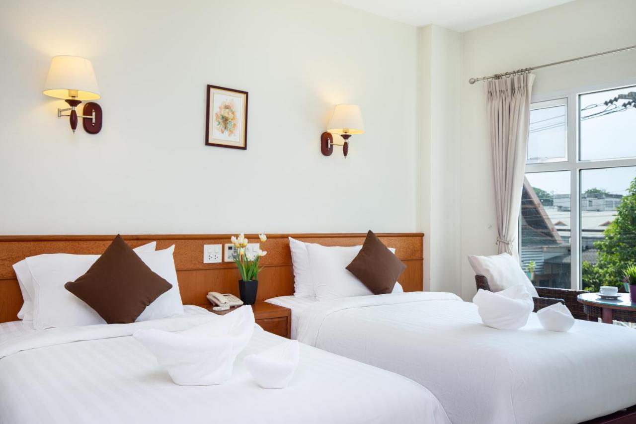 Kanchanaburi City Hotel Екстер'єр фото