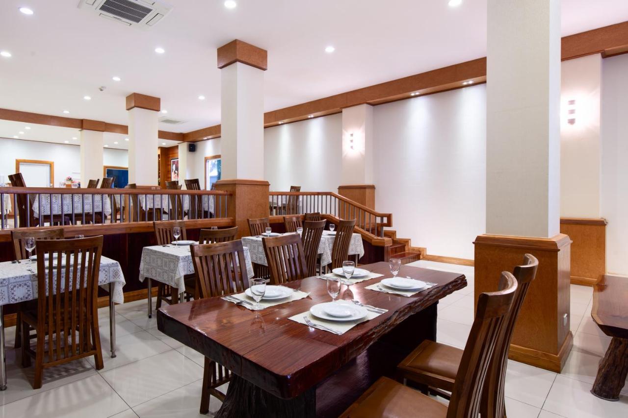 Kanchanaburi City Hotel Екстер'єр фото