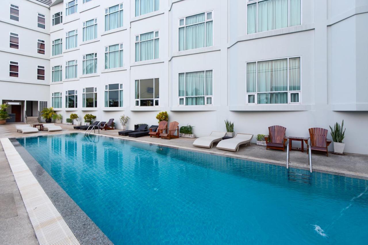 Kanchanaburi City Hotel Екстер'єр фото