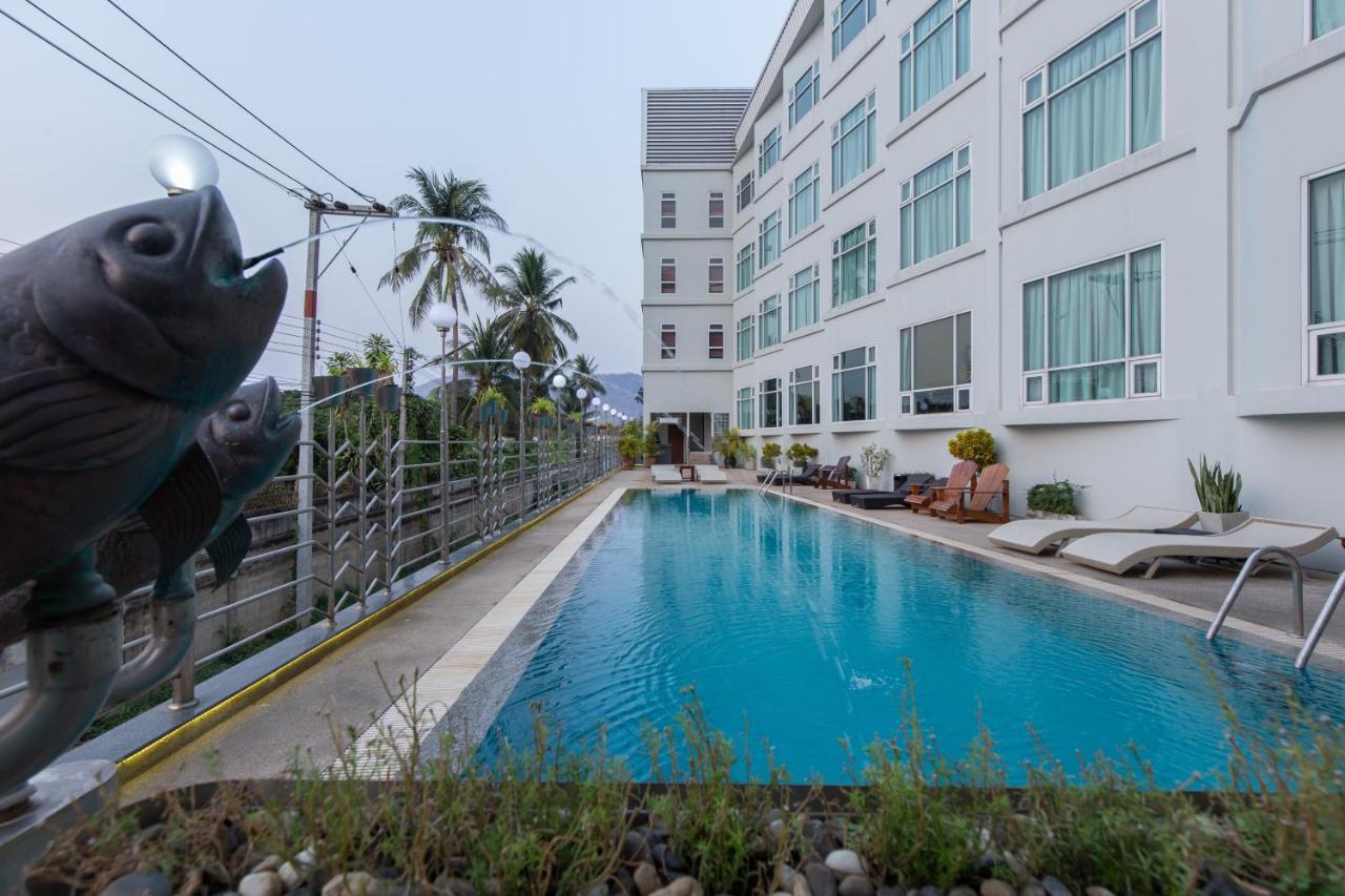 Kanchanaburi City Hotel Екстер'єр фото