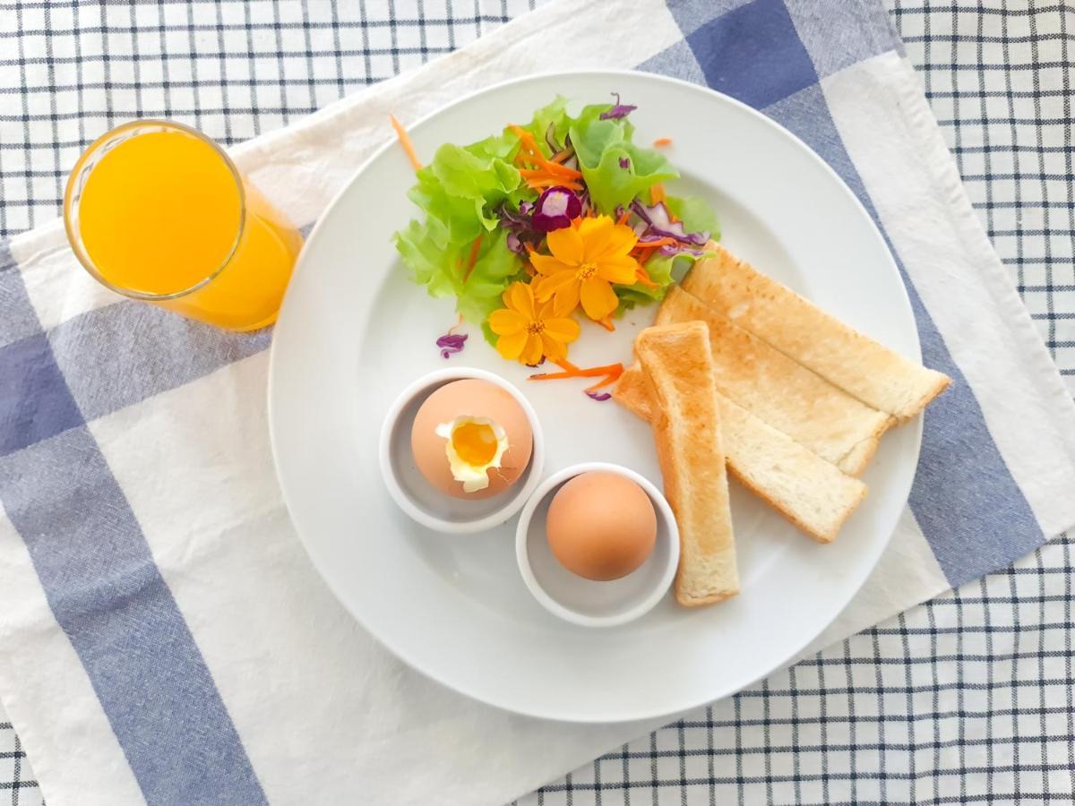 Kanchanaburi City Hotel Екстер'єр фото