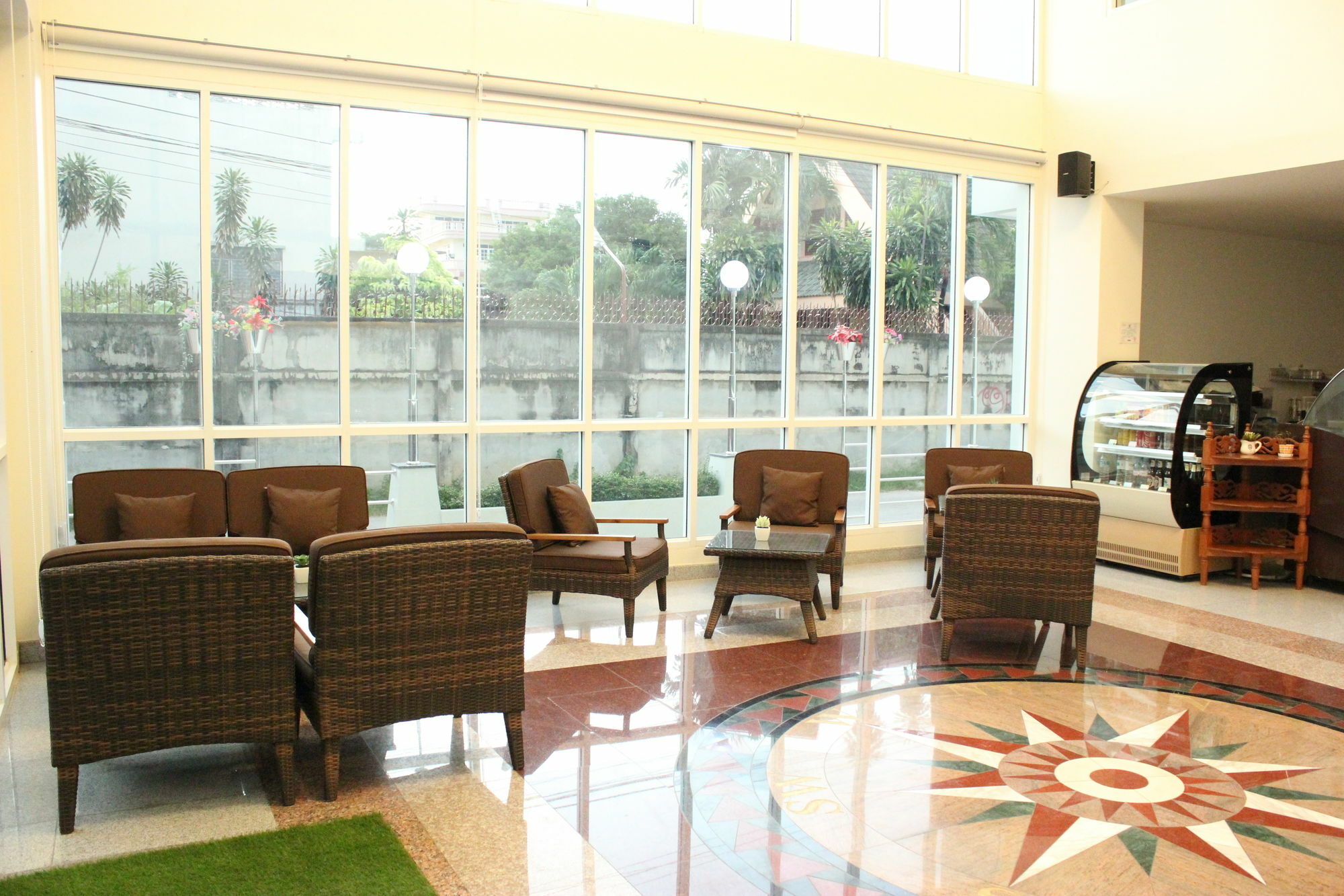 Kanchanaburi City Hotel Екстер'єр фото