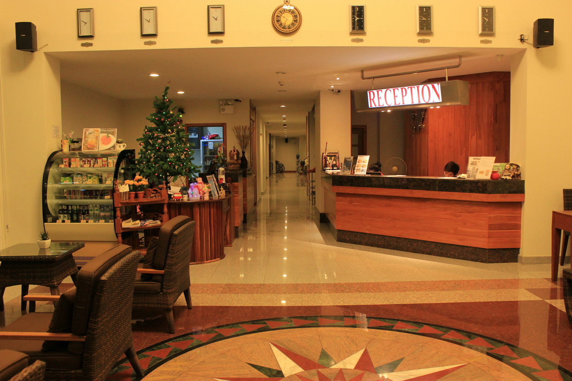 Kanchanaburi City Hotel Екстер'єр фото