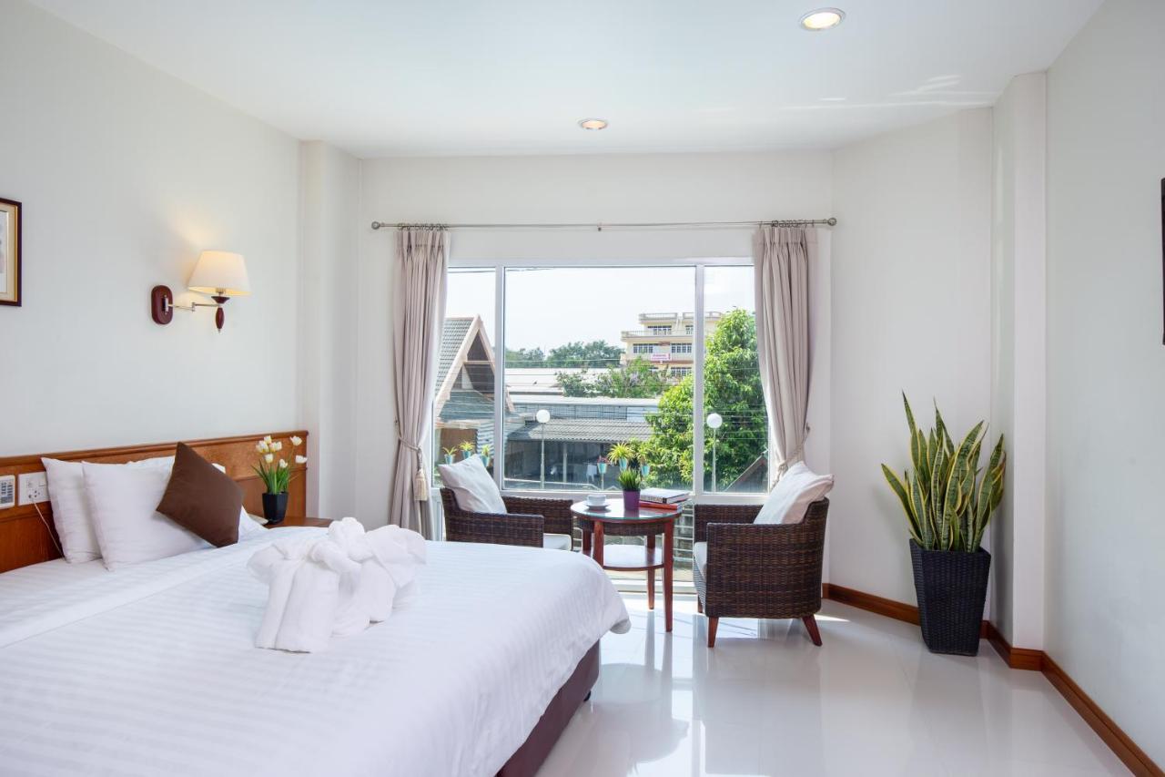 Kanchanaburi City Hotel Екстер'єр фото